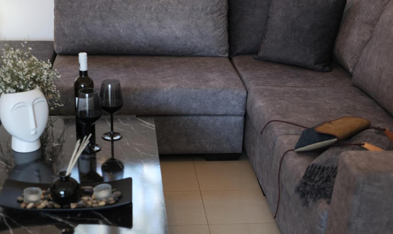 וראברונה Emvi Apartments II Near Airport מראה חיצוני תמונה